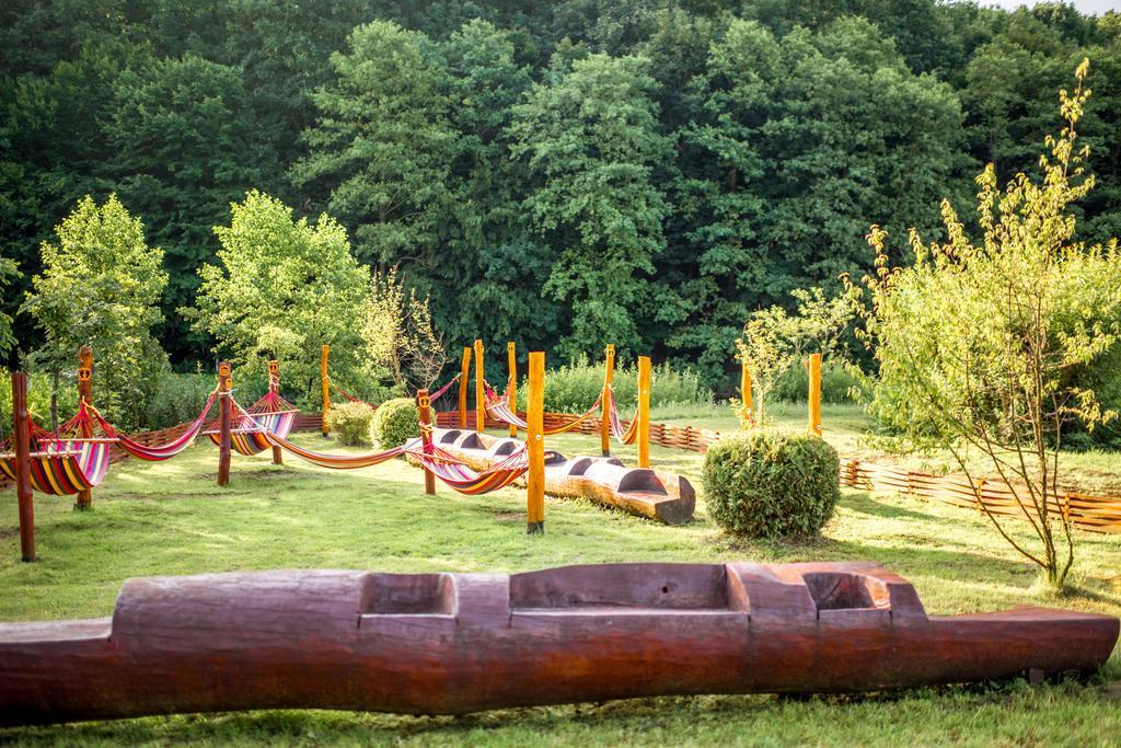Buhta Vikingiv Hotel Vodniki Luaran gambar
